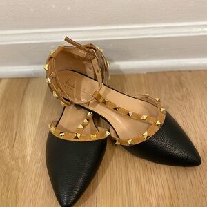 Nicole Miller Black Studded Flats size 8